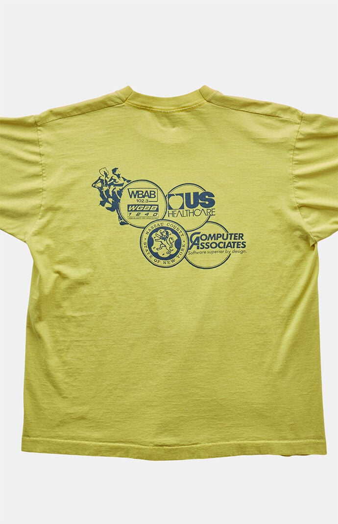 PS VINTAGE 90s Newsday Island Marathon Graphic T-Shirt