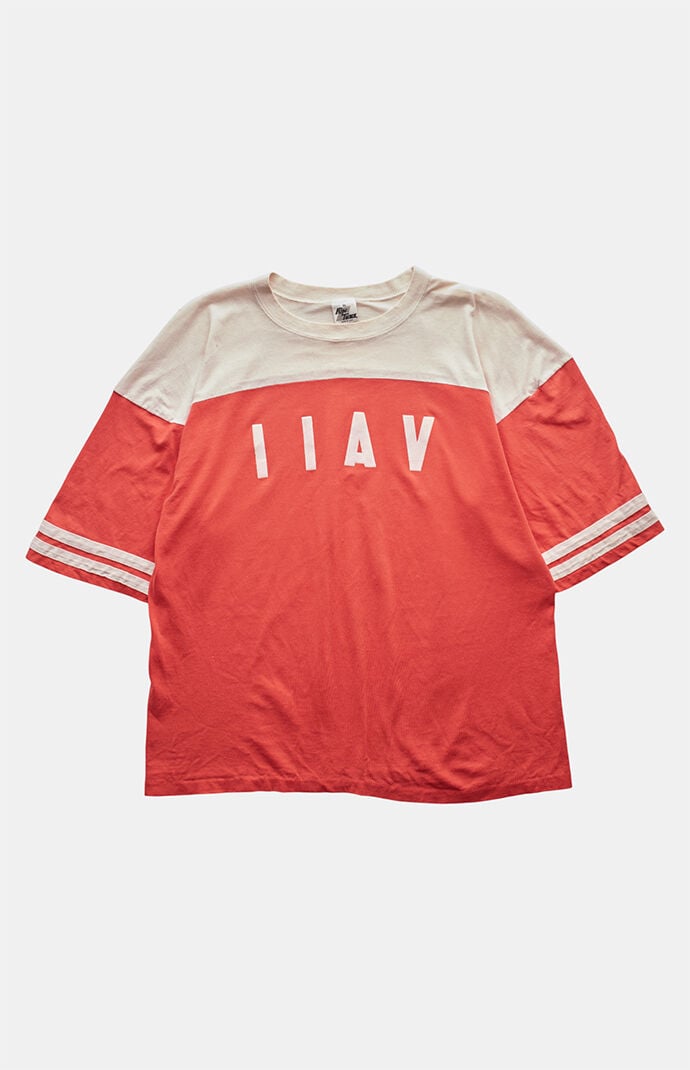 PS VINTAGE '90s IIAV Graphic T-Shirt