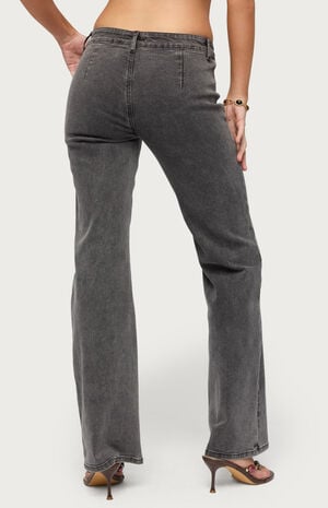Grommet Mid Rise Straight Leg Jeans image number 3