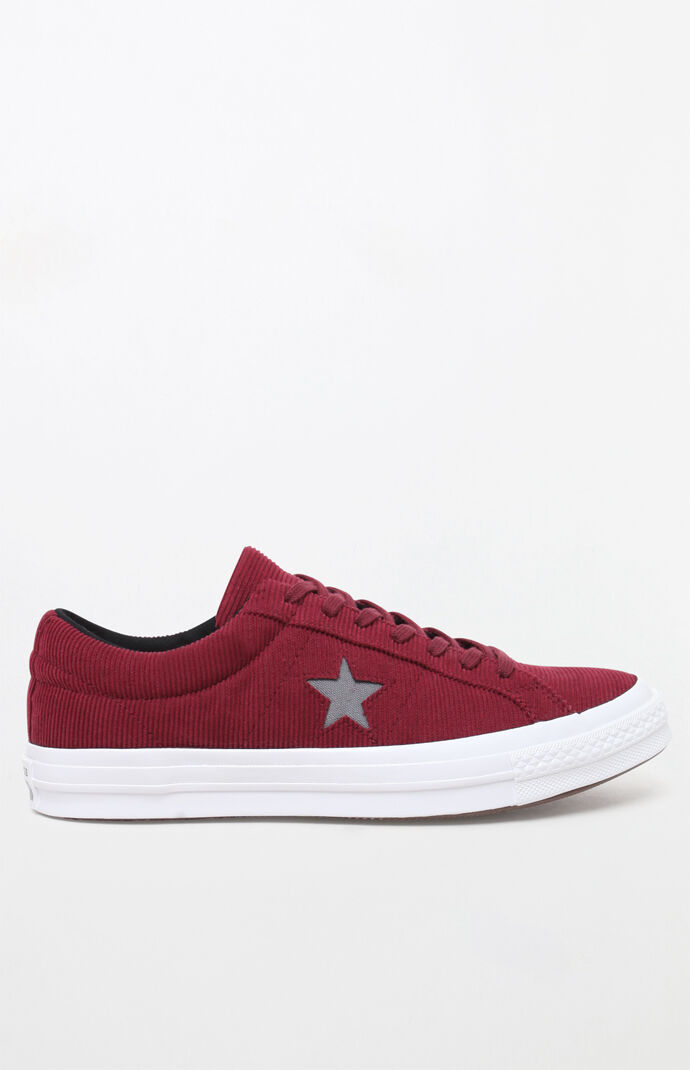 low top burgundy converse
