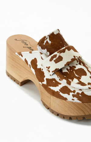 Free People Women's Corbin Hair On Clogs | PacSun Free People Women's Corbin Hair On Clogs | PacSun