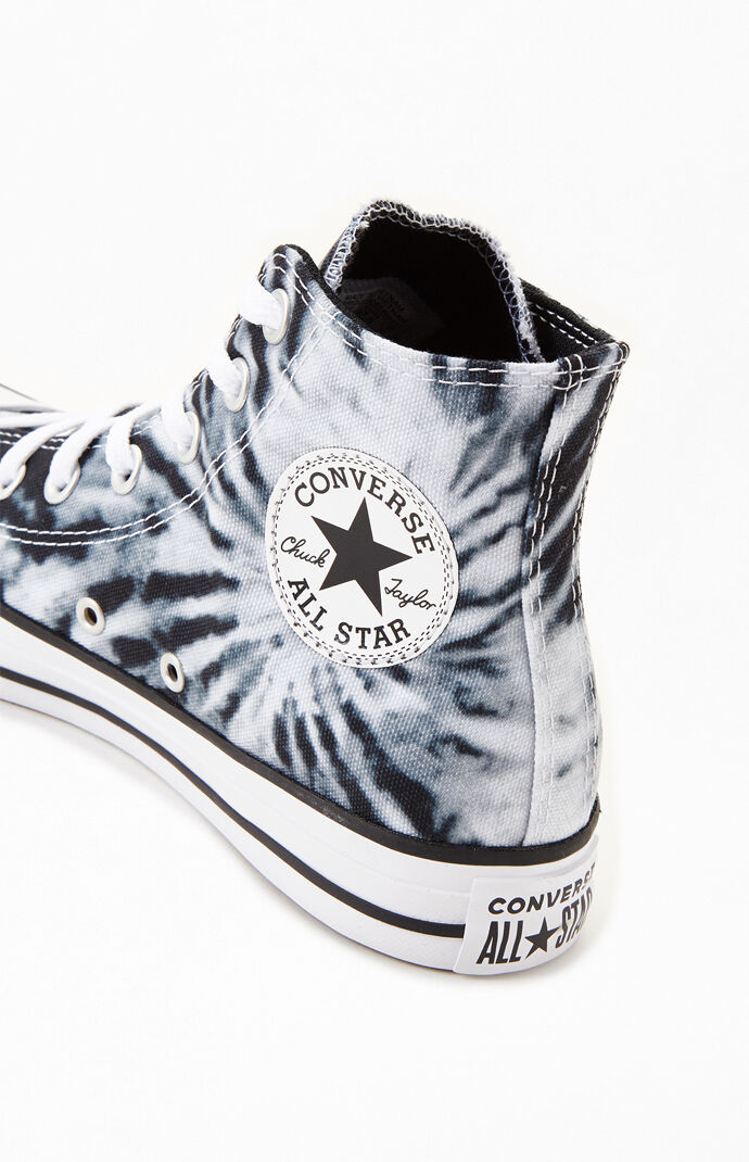 tie dye converse black