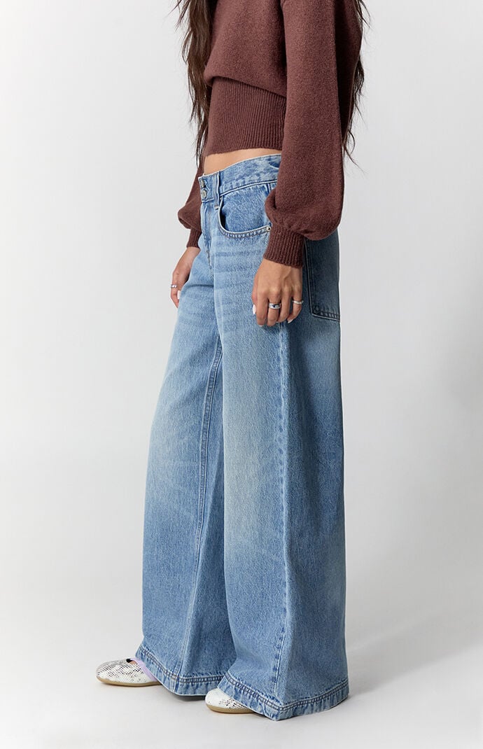 Pacsun Sloane Low Rise Ultra Baggy Jeans 2-Button Light Blue