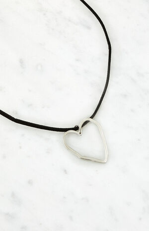Flat Heart Necklace image number 2