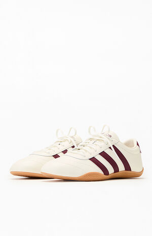 Women's White & Burgundy Grand Court Low Sneakers image number 2