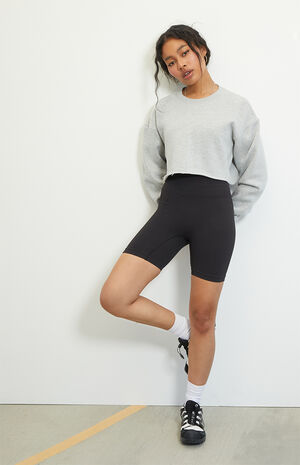 Raw Hem Cropped Crew Neck Sweatshirt image number 1