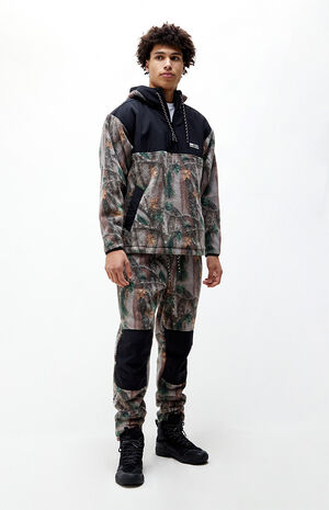 x Eddie Bauer Polar Fleece Hoodie image number 4