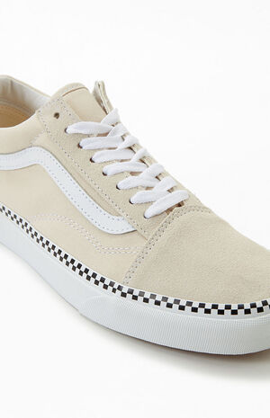 Old Skool Checkerboard Foxing Sneakers image number 6