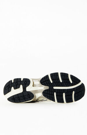 Premier Road Plus VI Running Shoes image number 4