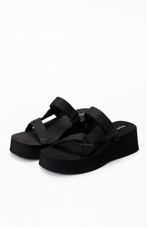 Women's Skip To Me Sandals image number 2