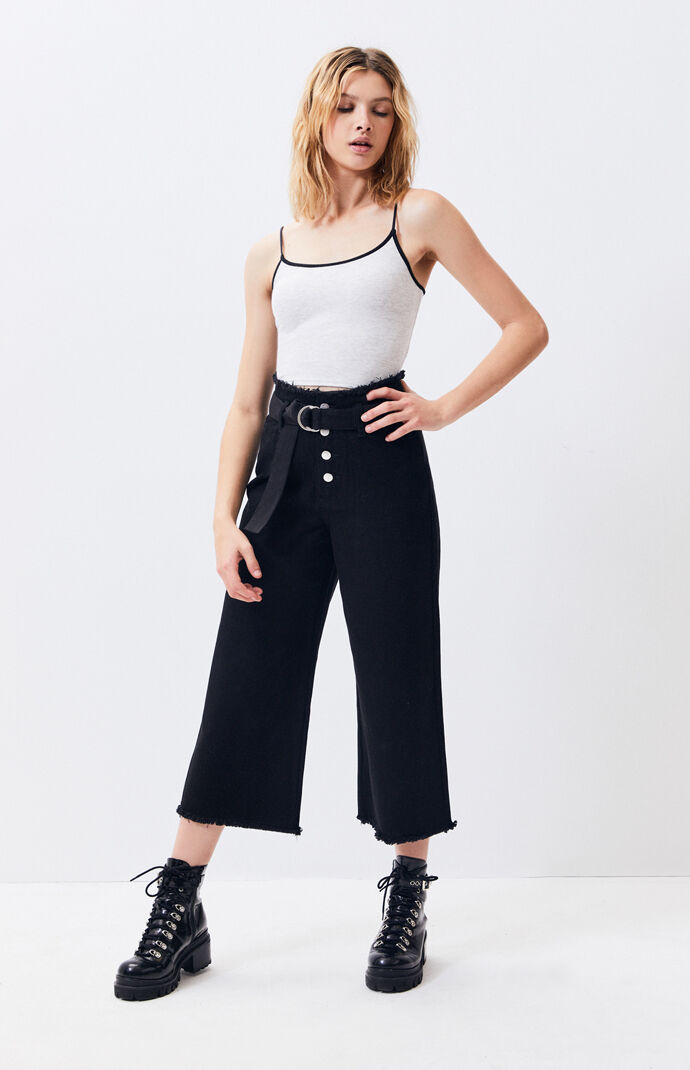 Call Out Belted Culotte Jeans