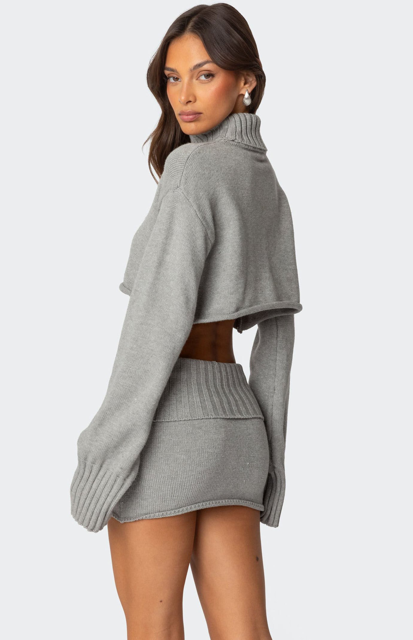 Edikted Gino Cropped Turtle Neck Sweater
