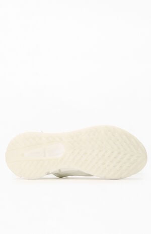 Women's White FloatZig 1 Sneakers image number 4