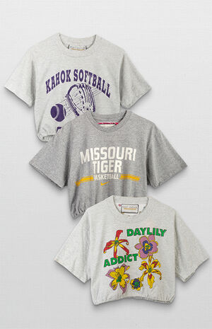 Upcycled Gray Scrunchie T-Shirt image number 4