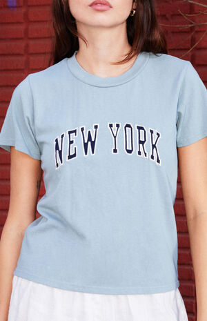 Helen New York T-Shirt image number 4