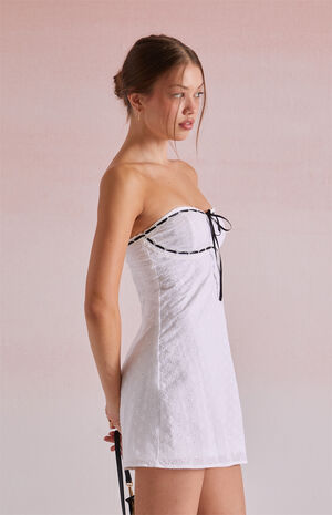 Amelia Lace Trim Eyelet Strapless Mini Dress image number 3