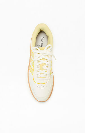 Women's Yellow Breaknet Sleek Sneakers image number 5