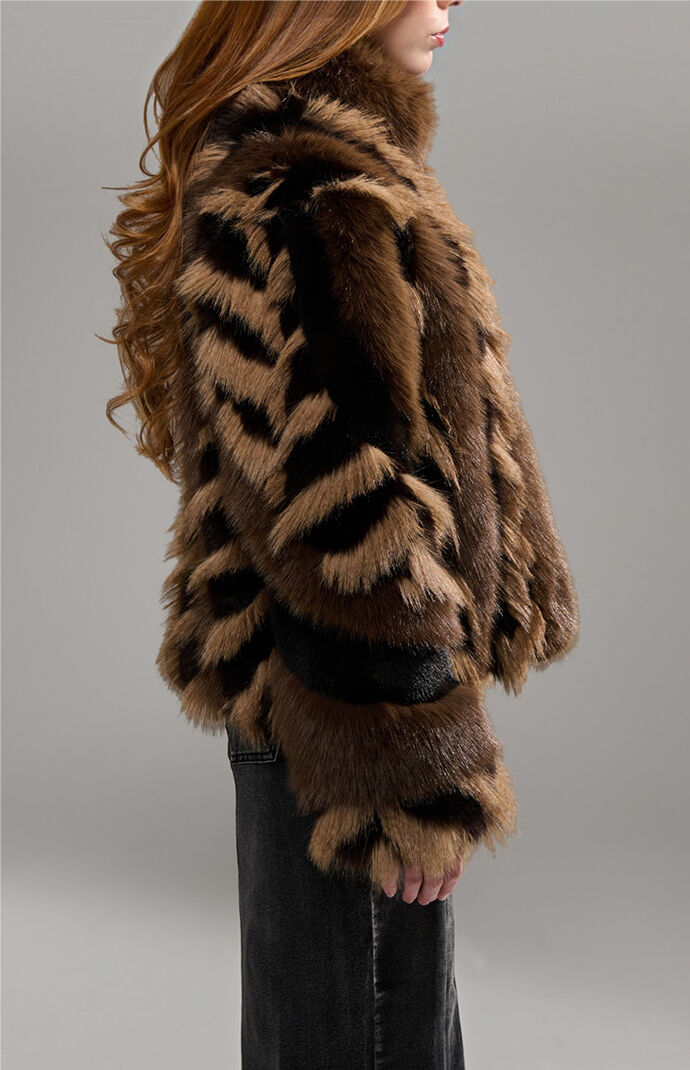 AZALEA WANG Inez Chocolate Faux Fur Jacket
