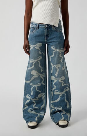 Casey Low Rise Baggy Jeans Bow Graphic Medium Indigo image number 1
