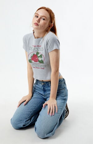 Strawberry Ribbed Raglan T-Shirt image number 4