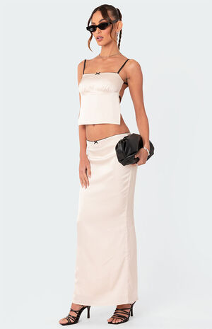 Satin Back Slitted Low Rise Maxi Skirt image number 3