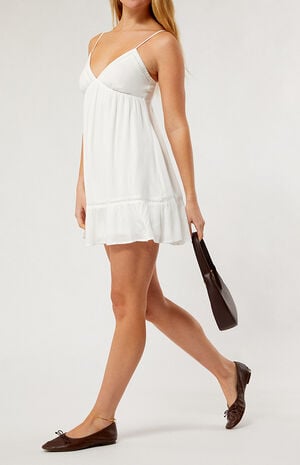 Trim V-Neck Babydoll Dress image number 3