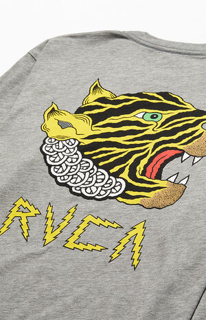 Matt Leines Big Tiger Long Sleeve T-shirt Matt Leines Big Tiger Long Sleeve T-shirt image number null