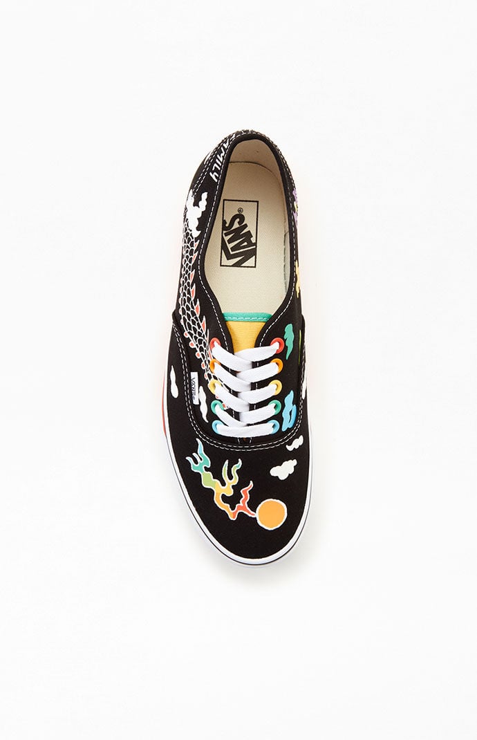 Vans off the hotsell wall shoes authentic
