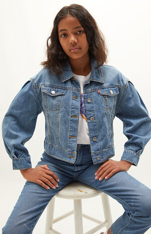 Levi's Kids Oversized Pleated Sleeve Trucker Jacket | PacSun