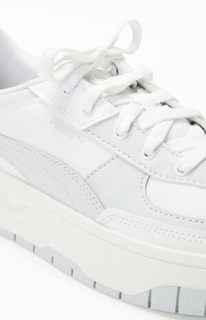 Women's White & Grey Cali Dream image number 6