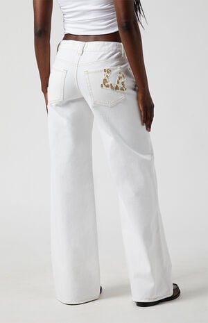 Casey Low Rise Baggy Jeans Leopard LA & Heart Patch image number 3