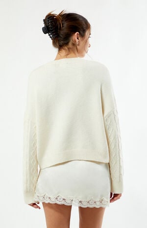 Cable Knit Cozy Crew Neck Sweater image number 3