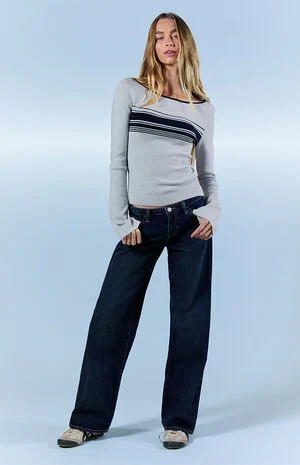 Zoe Low Rise Girlfriend Jeans Dark Blue Wash image number 1