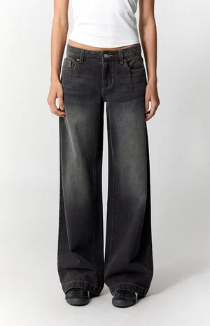 Casey Low Rise Baggy Jeans Black image number 2