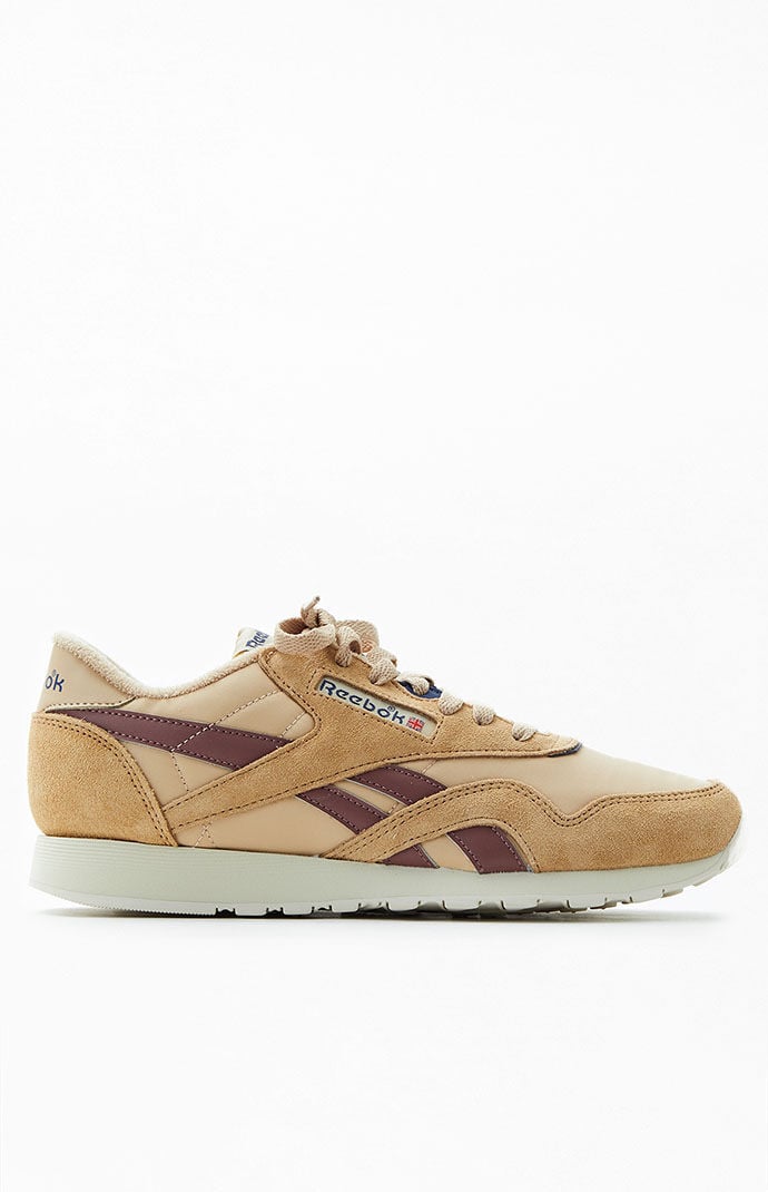 White and tan reebok best sale