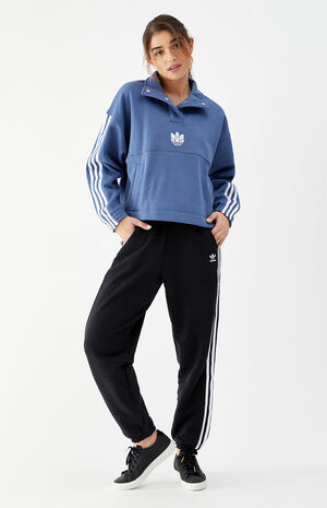 3D Trefoil Fleece Half Button Sweatshirt image number 4