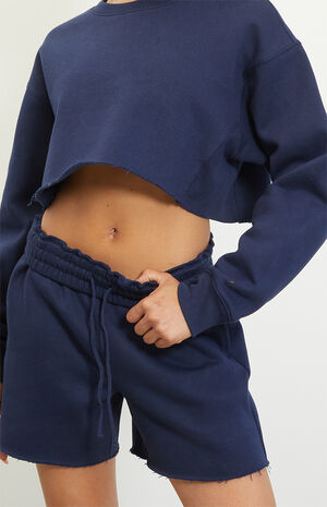 Raw Hem Cropped Crew Neck Sweatshirt image number 2