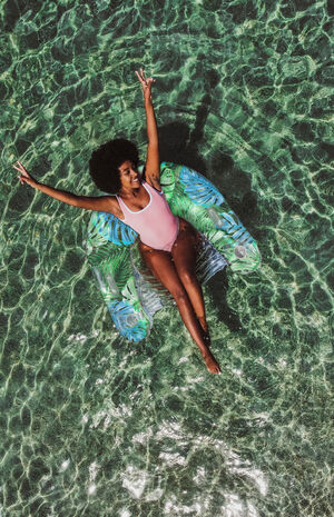 Resort Collection Palm Print Large Sun Chair image number 3