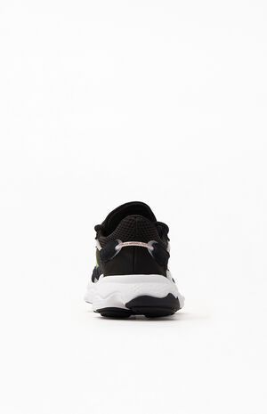 Black & Green Ozweego Shoes image number 3