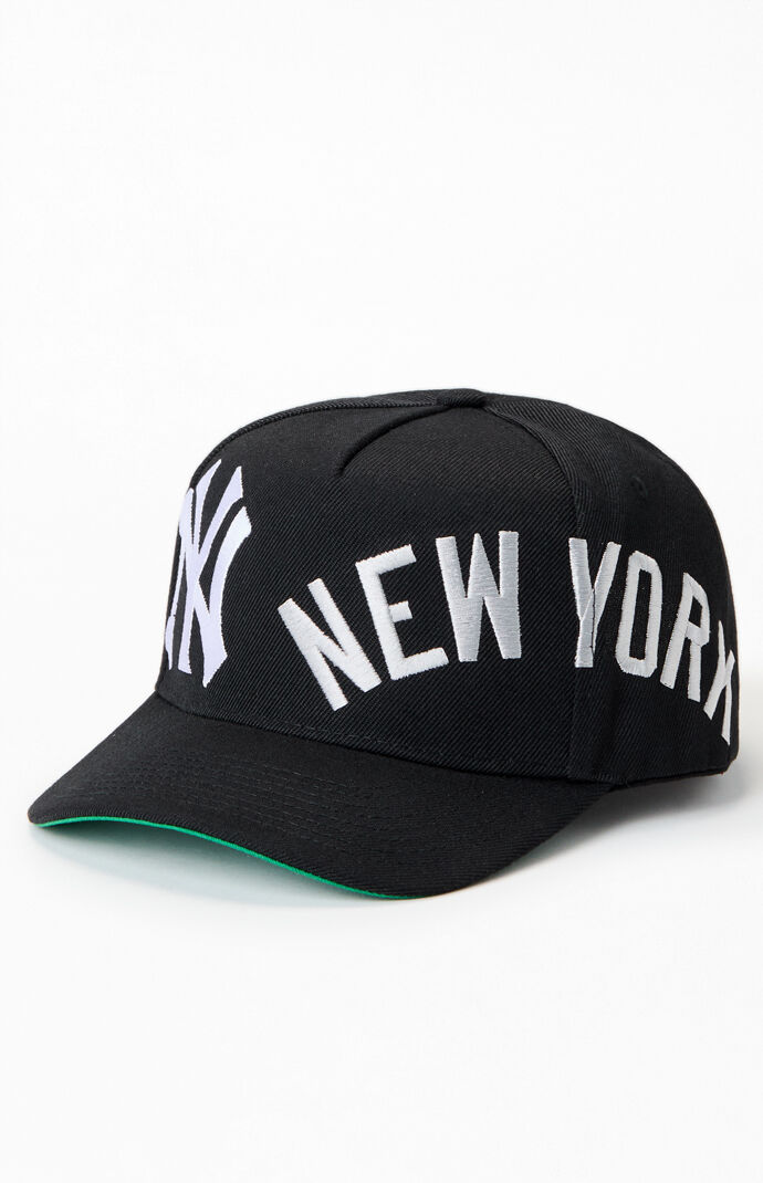Mitchell & Ness MLB NY Yankees Busted Pro Snapback Hat | PacSun
