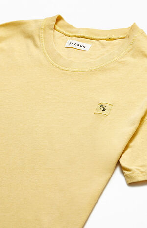 Yellow Vintage Wash Split Logo Seam T-Shirt image number 2