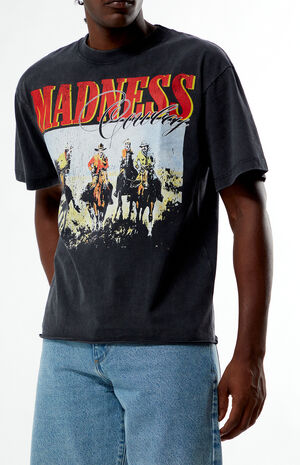 Madness Country Cropped T-Shirt image number 2