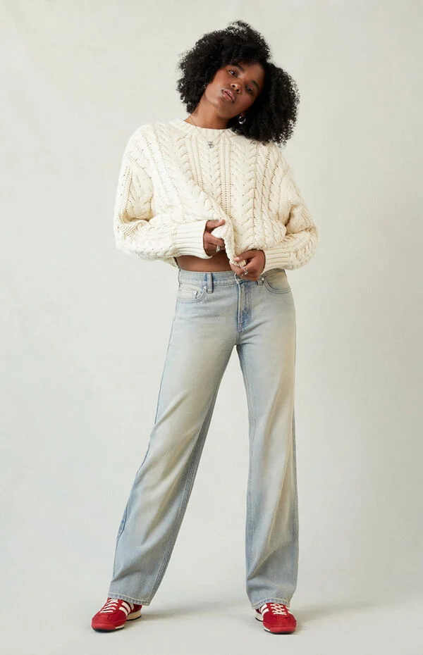 Jordyn Low Rise Straight Leg Jeans Light Blue Wash