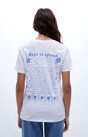 Spread Love T-Shirt Spread Love T-Shirt image number null