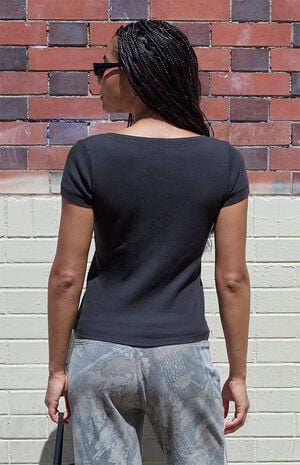 Black Henley Short Sleeve Top image number 3