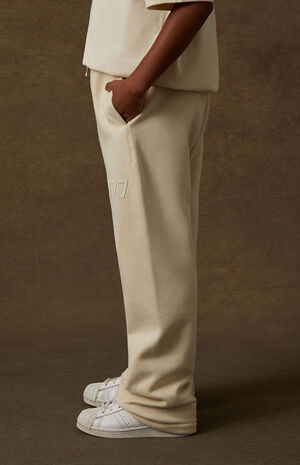 Egg Shell Relaxed Sweatpants image number 3