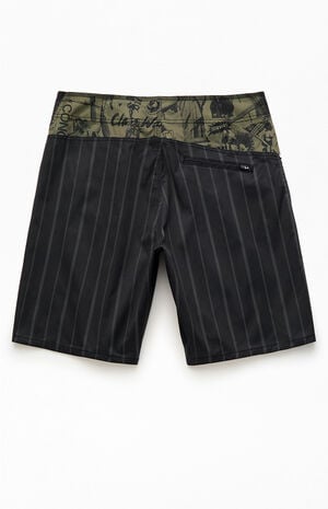 Slacker 9.5" Boardshorts image number 2