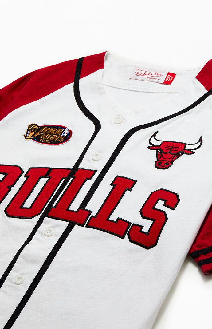 Bulls practice jersey top