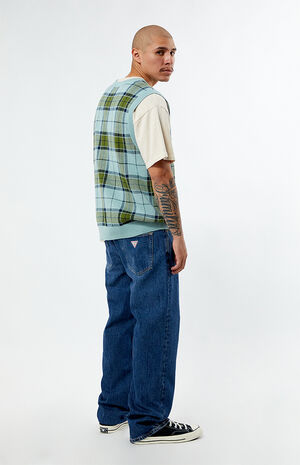 Medium Indigo Wash G18 Relaxed Jeans image number 1