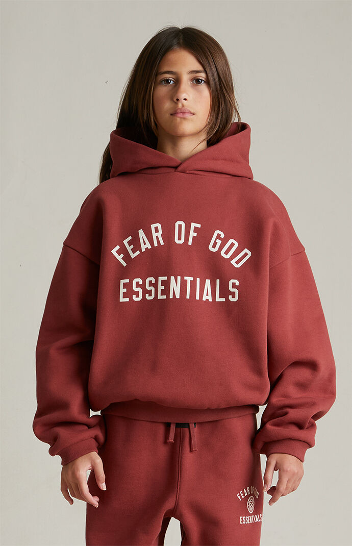 Fear of God ESSENTIALS レッド フリース フーディ Fear of God Essentials Kids Crimson Fleece Hoodie | PacSun
